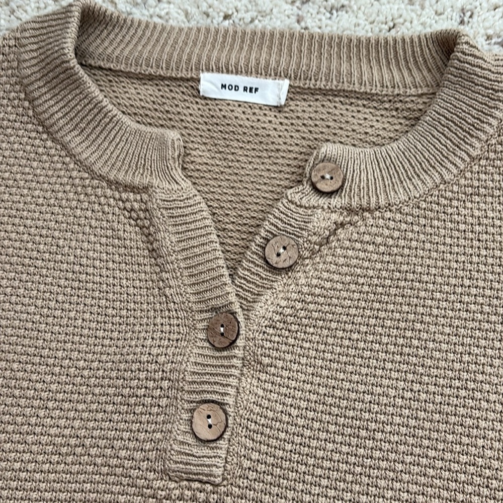 Mod Ref Tan Crewneck Sweater 100% cotton front buttons large - Picture 3 of 7